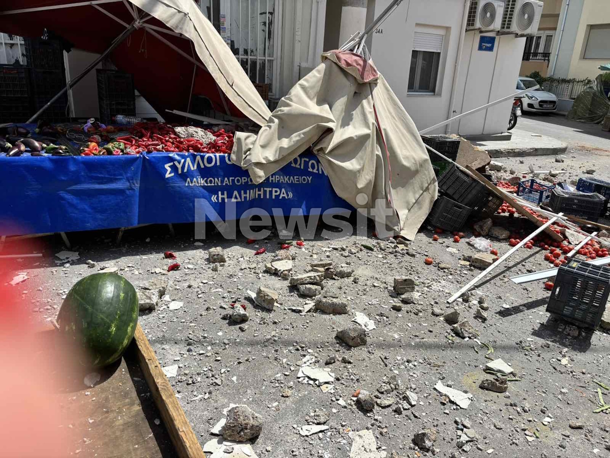 Πτώση μπαλκονιού σε πάγκο λαϊκής αγοράς