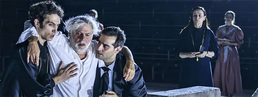 Αρχαίο Θέατρο Επιδαύρου: «Οιδίπους - Η ιστορία μιας μεταμόρφωσης: από το σκοτάδι στο φως» σε σκηνοθεσία Γιάννη Χουβαρδά 