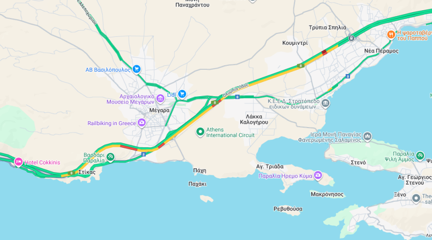 Ξεκίνησε η επιστροφή των εκδρομέων - Μποτιλιάρισμα από τα Μέγαρα μέχρι τη Νέα Πέραμο στην Εθνική