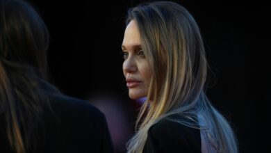 Αντζελίνα-Τζολί:-«Αγαπώ-τις-ουλές-μου»-–-Η-εξομολόγηση-για-τη-διπλή-μαστεκτομή