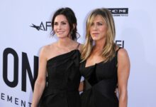 Έτσι-ευχήθηκε-η-Κόρτνεϊ-Κοξ-στην-Τζένιφερ-Άνιστον-για-τα-γενεθλιά-της