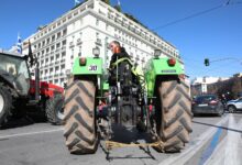 Αναχωρούν-από-το-Σύνταγμα-οι-αγρότες-–-«Θα-συνεχίσουμε-τον-αγώνα-επιβίωσης»