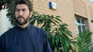 Κιβωτός:-Την-ενοχή-του-πατέρα-Αντώνιου-για-βαριά-σωματική-βλάβη-ζήτησε-η-εισαγγελέας