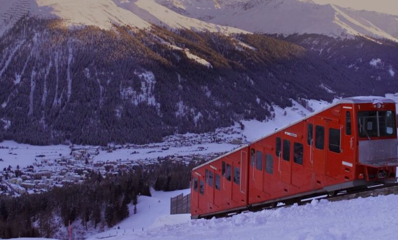 Ελβετία:-Πέντε-τραυματίες-από-τον-εκτροχιασμό-τρένου-λόγω-χιονοστιβάδας