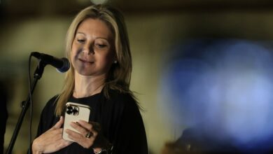 Καρυστιανού-για-εκταφές:-«Η-εισαγγελέας-να-ορίσει-ιατροδικαστές-για-τις-εξετάσεις»