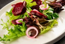 Το-κατακόκκινο-λαχανικό-που-«ρίχνει»-την-πίεση-και-προστατεύει-την-καρδιά