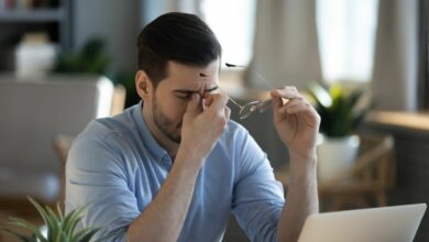 Σε-δύο-δουλειές-και-13ωρα-«σπρώχνει»-τους-εργαζόμενους το-αυξανόμενο-κόστος ζωής