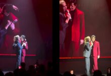 Σάκης-Ρουβάς:-Ανέβασε-στη-σκηνή-τη-Ζέτα-Μακρυπούλια-και-τραγούδησαν-μαζί-(video)