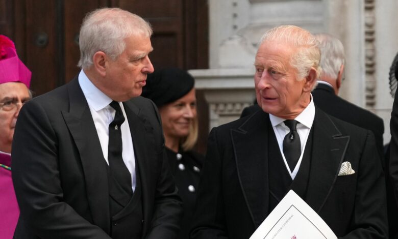 Σκάνδαλο-Έπσταϊν:-Η-πρώτη-αντίδραση-του-Καρόλου-μετά-τη-σύλληψη-του-Άντριου