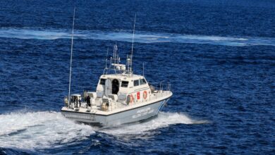 Λέρος:-Καταδίωξη-σκάφους-που-μετέφερε-μετανάστες-–-Συνελήφθη-ο-27χρονος-φερόμενος-διακινητής