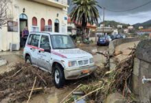 Στο-έλεος-της-κακοκαιρίας-η-Λήμνος-–-Σοβαρές-ζημιές-σε-σπίτια-και-καταστήματα-(video)