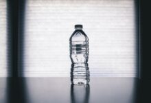 Πολυτέλεια-το-εμφιαλωμένο-νερό-από-το-καλοκαίρι;-Ο-κίνδυνος-διπλασιασμού-της-τιμής-του