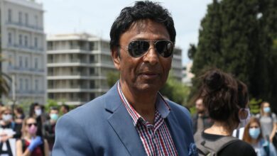 Βασίλης-Παϊτέρης:-«Κύριε-Τσακνή,-είστε-γύφτος;-–-Δεν-είναι-δικό-του-τραγούδι-“ο-Μπαλαμός”»