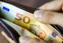 Τα-σενάρια-για-την-αύξηση-του-κατώτατου-μισθού-με-την-ακρίβεια-να-πιέζει-τα-νοικοκυριά