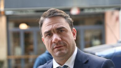 Τσουκαλάς:-«Σιγή-ιχθύος»-από-τη-ΝΔ-για-το-στέλεχός-της-που-ελέγχεται-για-10-εκατ.-ευρώ