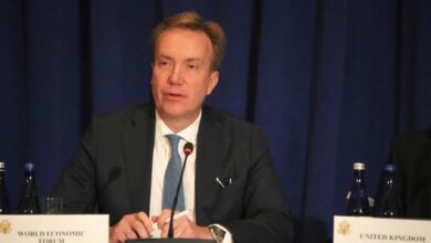 Παραιτήθηκε-ο-πρόεδρος-του-Παγκόσμιου-Οικονομικού-Φόρουμ-για-τις-σχέσεις-του-με-τον-Επστάιν