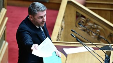 Ανδρουλάκης-στον-Μητσοτάκη-για-υποκλοπές:-Θα-λογοδοτήσετε-και-θα-είναι-μέρα-μεσημέρι