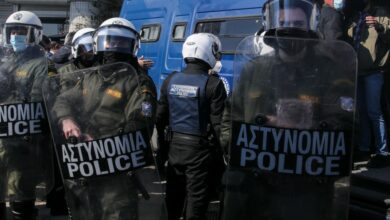 Συλλαλητήριο-για-τα-3-χρόνια-από-τα-Τέμπη:-Συνελήφθη-άνδρας-με-αεροβόλο-στην-Αθήνα