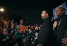 Ο-Μαμντάνι-ενίσχυσε-τα-μέτρα-ασφαλείας-στη-Νέα-Υόρκη-–-Καταδίκασε-τις-επιθέσεις-στο-Ιράν