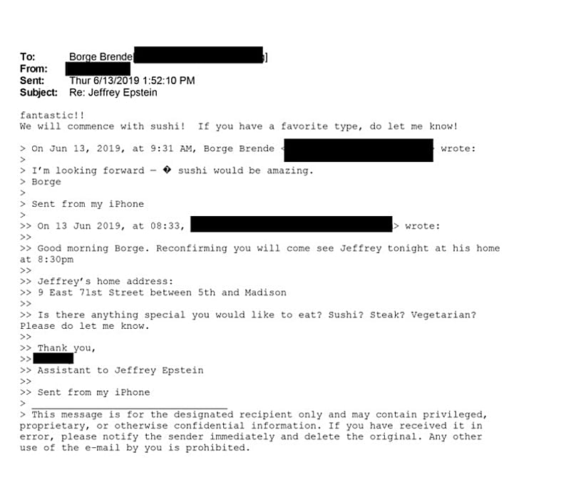 Ανταλλαγή δείχνει τον Μπρέντε να κάνει σχέδια για να επισκεφθεί το αρχοντικό του Επστάιν στη Νέα Υόρκη το 2019. 