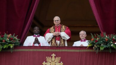 Πάπας-Λέων:-«Η-σταθερότητα-και-η-ειρήνη-δεν-οικοδομούνται-με-αμοιβαίες-απειλές-και-όπλα»