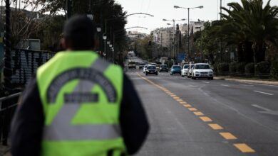 Μεταμόρφωση:-Συνελήφθη-23χρονος-χωρίς-δίπλωμα-που-έτρεχε-με-197χλμ-και-πέρασε-κόκκινο