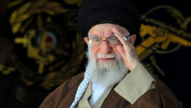 Χαμενεΐ:-Στοιχήματα-για-την-«απομάκρυνσή»-του,-κέρδη-και-ύποπτες-συναλλαγές