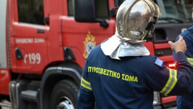 Αμφιάλη:-Διαμέρισμα-τυλίχτηκε-στις-φλόγες-–-Πρόλαβαν-και-βγήκαν-οι-ένοικοι