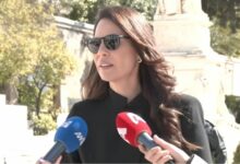 Εύη-Βατίδου-για-μνημόσυνο-Αλέξη-Κούγια:-«Περίμενα-να-έχει-περισσότερο-κόσμο»-(video)