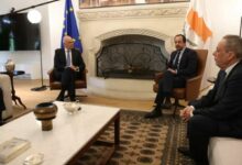 Κύπρος:-Είμαστε-συνολικά-και-απολύτως-στη-διάθεση-σας,-είπε-ο-Δένδιας-στον-Χριστοδουλίδη