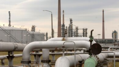 ft:-Η-ΕΕ-καλεί-την-Ουκρανία-να-επιτρέψει-τη-μεταφορά-ρωσικού-πετρελαίου-σε-Ουγγαρία-και-Σλοβακία