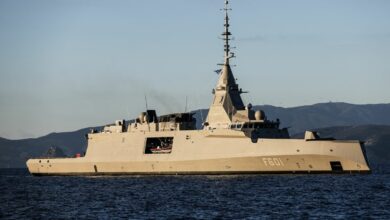 Στην-Κύπρο-έφθασαν-«Κίμων»-και-«Ψαρά»