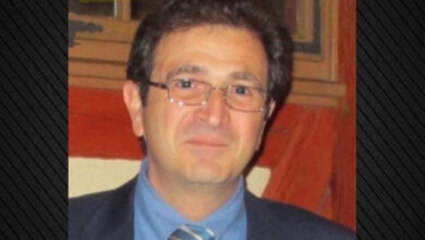 Εμπρηστική-επίθεση-στο-αυτοκίνητο-του-πραγματογνώμονα-των-Τεμπών,-Δημήτρη-Καρώνη