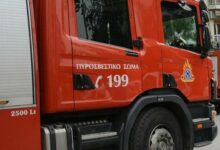 Φωτιά-σε-εταιρεία-ανακύκλωσης-στη-Θεσσαλονίκη,-επιχειρούν-12-πυροσβέστες-με-τέσσερα-οχήματα