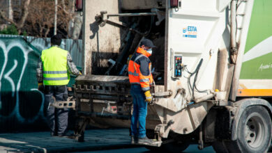 Νεαρός-έβγαλε-όπλο-και-απείλησε-υπαλλήλους-καθαριότητας-στη-Νέα-Ιωνία