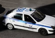 Συνελήφθη-η-19χρονη-που-τραυμάτισε-σοβαρά-συνομήλική-της-σε-καβγά-στην-Αγία-Βαρβάρα,-βίντεο