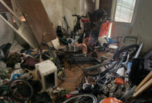 Αποθήκευαν-και-αποσυναρμολογούσαν-κλεμμένα-δίκυκλα-σε-διαμέρισμα-στον-Άγιο-Παντελεήμονα
