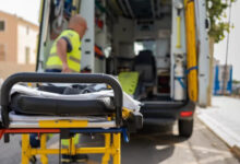 Βρετανός-τουρίστας-δέχθηκε-επίθεση-με-λοστό-από-μεθυσμένο-ενώ-έτρωγε-στην-Κρήτη