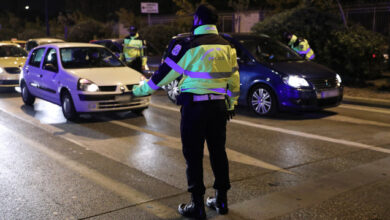 Θεσσαλονίκη:-Σύλληψη-18χρονου-για-οδήγηση-με-163-χλμ/ώρα-σε-δρόμο-με-όριο-τα-90