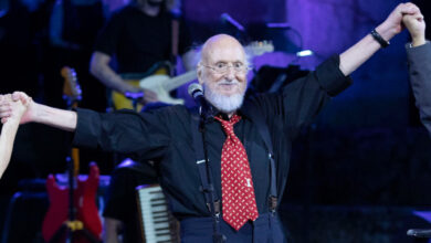 Πάρκα-στη-Θεσσαλονίκη-θα-πάρουν-τα-ονόματα-των-Γιάννη-Μπουτάρη-και-Διονύση-Σαββόπουλου