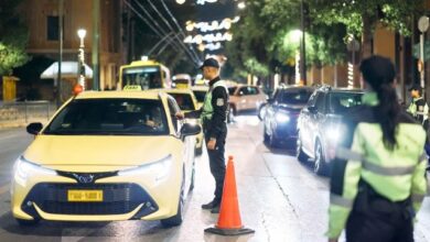 Οι-Έλληνες-σε-απόλυτο-κλοιό-αλκοτέστ-–-Τι-έρχεται;
