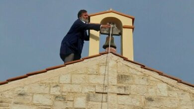 Ιερόσυλος-στην-Κρήτη-γάζωσε-καμπαναριό-εκκλησίας,-η-αγανακτισμένη-ανάρτηση-του-ιερέα,-φωτογραφίες