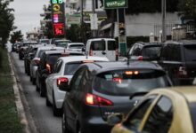 Τροχαίο-στη-Λεωφόρο-Αμφιθέας:-Μπετονιέρα-προσέκρουσε-σε-κολώνα
