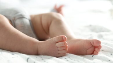 Γέφυρα-ζωής-για-βρέφος-που-τραυματίστηκε-στο-κεφάλι-μετά-από-πτώση-στη-Βέροια