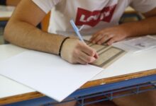 Πανελλαδικές-εξετάσεις-2026:-Τι-ώρα-ξεκινούν,-αναλυτικά-το-πρόγραμμα