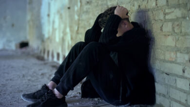 Θεσσαλονίκη:-Ανήλικος-επιτέθηκε-και-χτύπησε-στο-πρόσωπο-συνομήλικό-του-ενώ-έπαιζαν-μπάσκετ