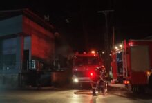 Υπό-έλεγχο-η-φωτιά-στον-Ασπρόπυργο,-αποκαταστάθηκαν-τα-δρομολόγια-του-Προαστιακού