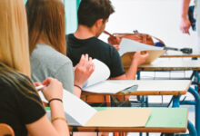 Μαθηματικά,-Αρχαία-Ελληνικά,-Βιολογία-–-Πανελλαδικές-2026:-Τα-θέματα-που-έπεσαν-σήμερα-(3/6)-στα-ΓΕΛ