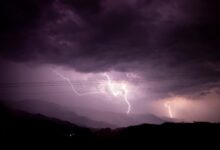 Έγινε-η-νύχτα-μέρα-από-τους-κεραυνούς-στο-νέο-Πετρίτσι-Σερρών,-δείτε-βίντεο