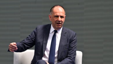 Συνάντηση-Γεραπετρίτη-με-τον-Σαντάμ-Χαφτάρ-στην-Αθήνα
